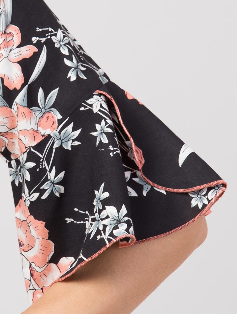bell sleeved floral top - 17279047 - Zoom Image - 5