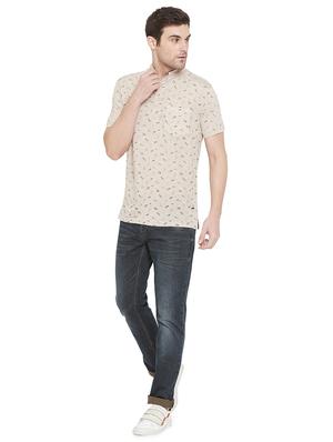 beige printed collared t-shirt - 17280053 - Standard Image - 4