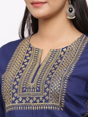sequined straight kurta - 17280743 - Standard Image - 4