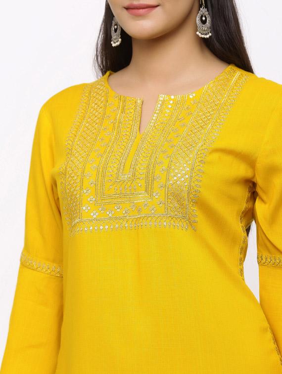sequined straight kurta - 17280749 - Zoom Image - 4