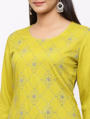 embroidered straight kurta - 17280780 - Standard Image - 4
