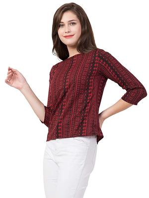 round neck printed top - 17281472 - Standard Image - 2