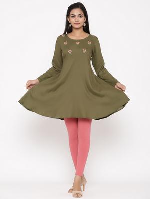 yoke embroidered flared kurta - 17282674 - Standard Image - 4