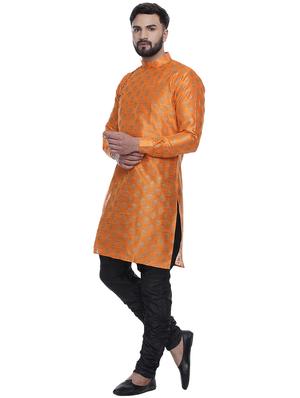 orange printed silk blend long kurta - 17287472 - Standard Image - 3