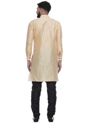 yellow jacquard silk blend long kurta - 17287478 - Standard Image - 4