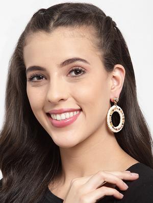 beige metal drop earring - 17289357 - Standard Image - 4