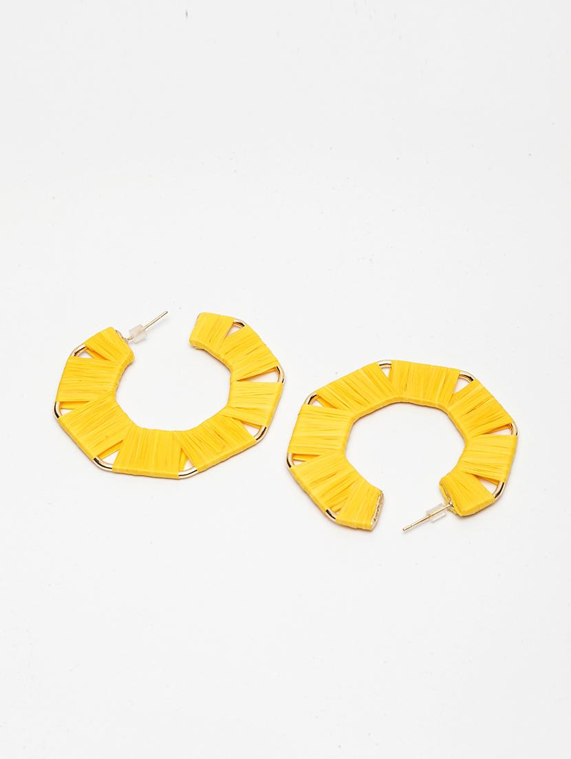 yellow metal hoop earring - 17289365 - Zoom Image - 3