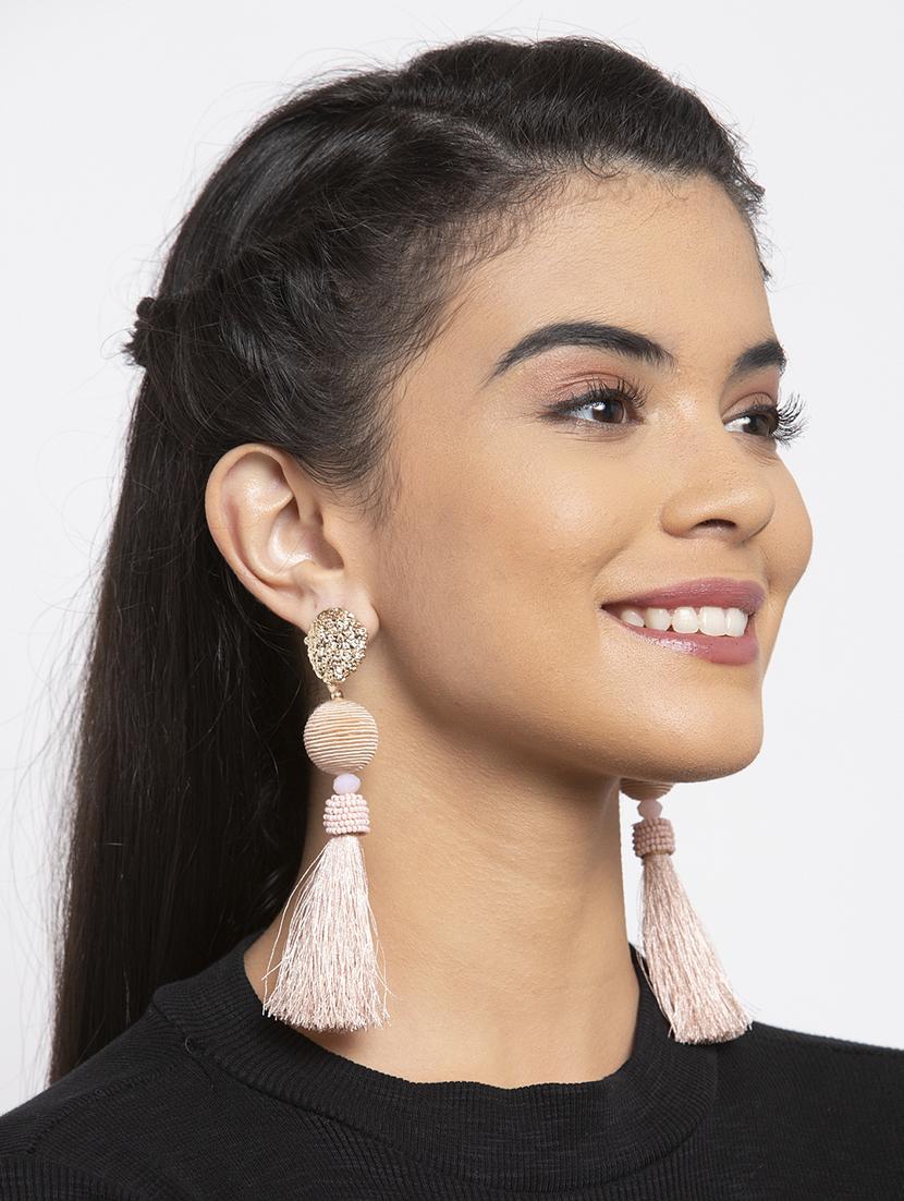 gold metal drop earring - 17289392 - Zoom Image - 4