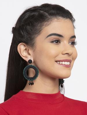 multi colored metal hoop earring - 17289422 - Standard Image - 4