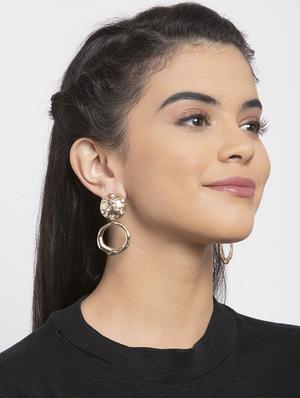 gold metal drop earring - 17289431 - Standard Image - 4