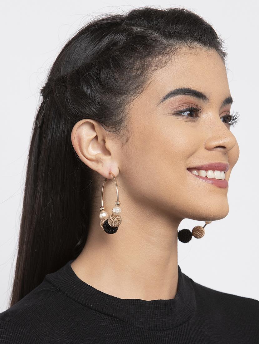 multi colored metal hoop earring - 17289445 - Zoom Image - 4