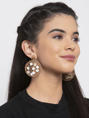 beige metal drop earring - 17289447 - Standard Image - 4