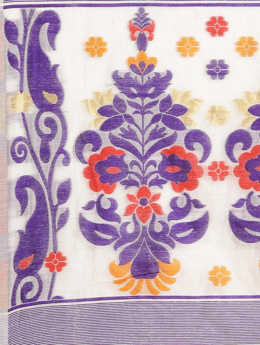 floral jamdani saree with blouse - 17290160 - Zoom Image - 3