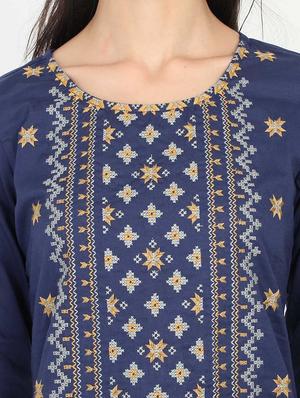 embroidered straight kurta - 17291514 - Standard Image - 4