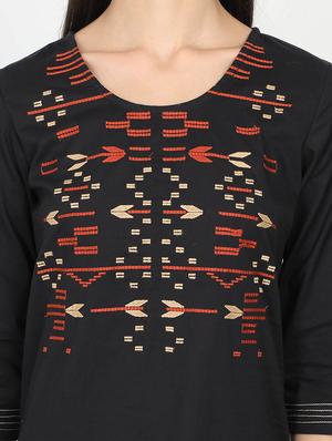 embroidered straight kurta - 17291539 - Standard Image - 4