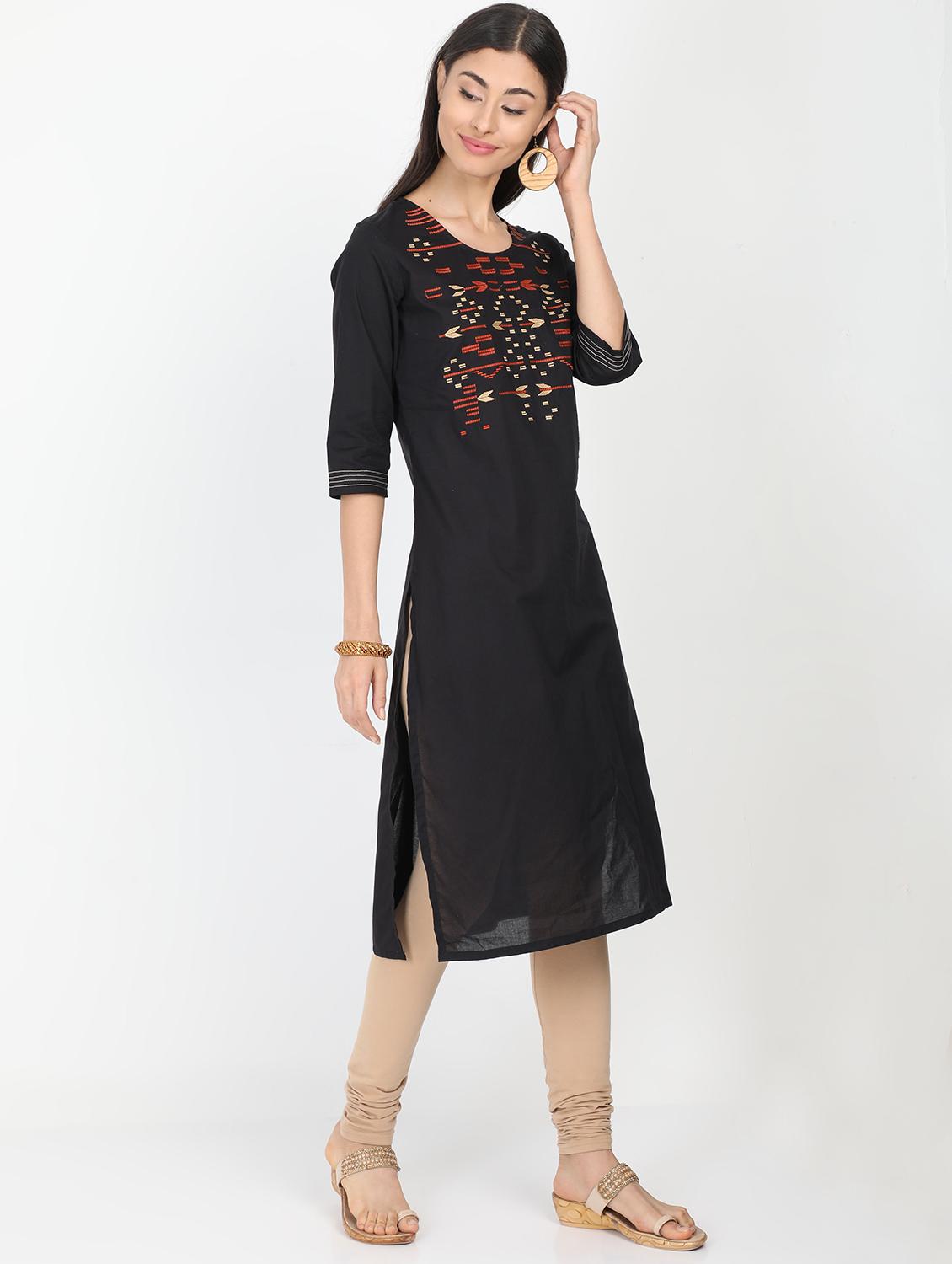 embroidered straight kurta - 17291539 - Zoom Image - 2