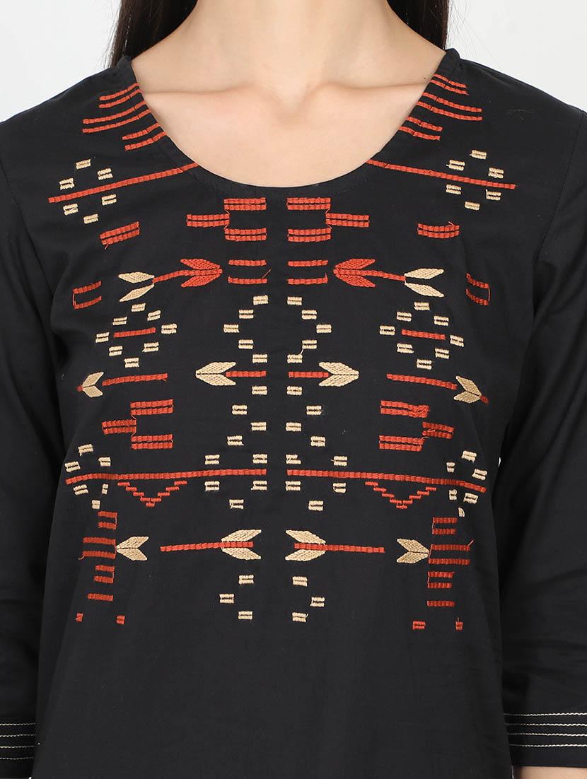 embroidered straight kurta - 17291539 - Zoom Image - 4