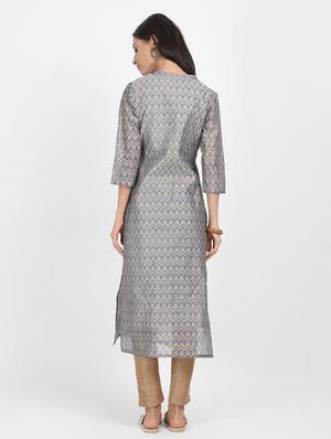 gold print straight kurta - 17291543 - Standard Image - 3