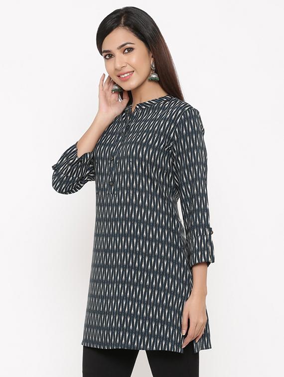 ikat print straight kurti - 17292286 - Zoom Image - 2