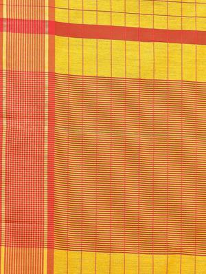 checks bordered saree with blouse - 17293885 - Standard Image - 4