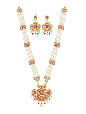 multi colored plastic set - 17295878 - Standard Image - 4