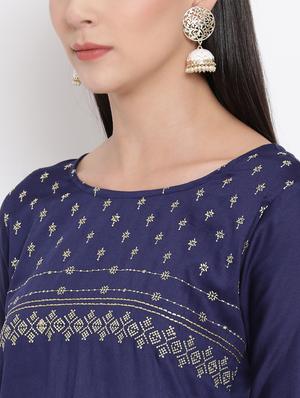 yoke embroidered straight kurta - 17295901 - Standard Image - 5