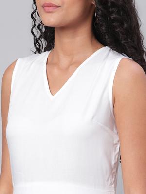v neck maxi dress - 17296434 - Standard Image - 4