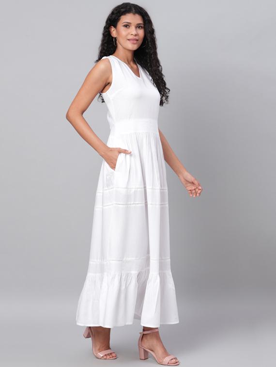 v neck maxi dress - 17296434 - Zoom Image - 2