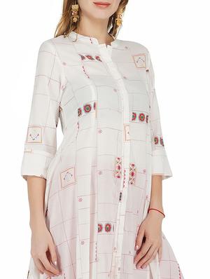 printed asymmetric kurta - 17298274 - Standard Image - 4