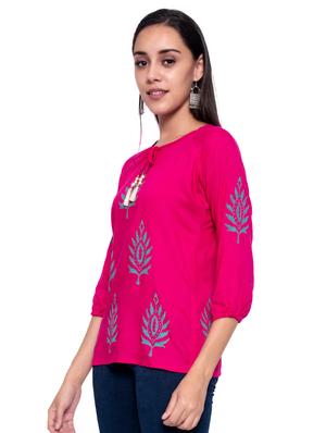 tie up neck block print top - 17298498 - Standard Image - 2