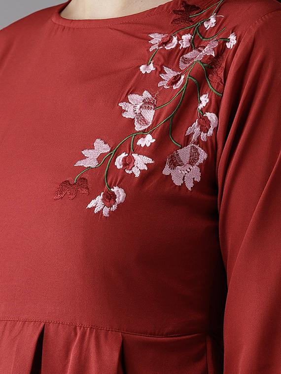 embroidered detail pleated a-line dress - 17299173 - Zoom Image - 5