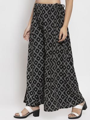 geometric print palazzo - 17299693 - Standard Image - 2
