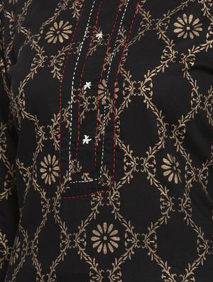 gold print straight kurta - 17299714 - Standard Image - 4