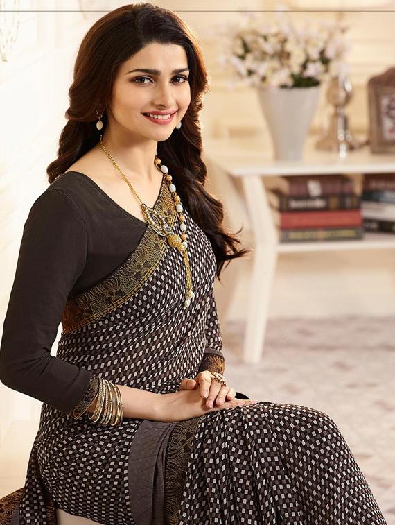checkered printed saree with blouse - 17299924 - Zoom Image - 2
