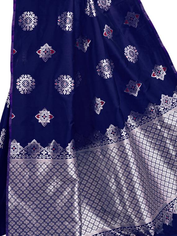 navy blue woven saree with blouse - 17299995 - Zoom Image - 3
