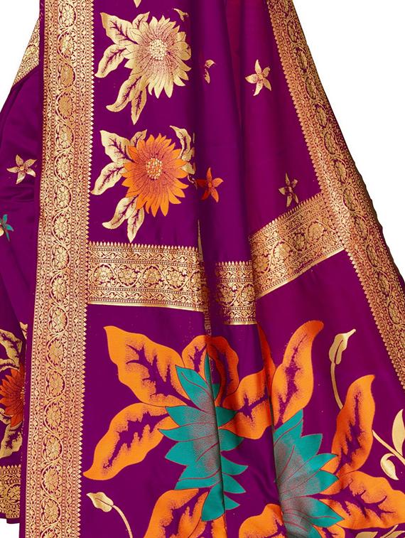 floral woven saree with blouse - 17300052 - Zoom Image - 3