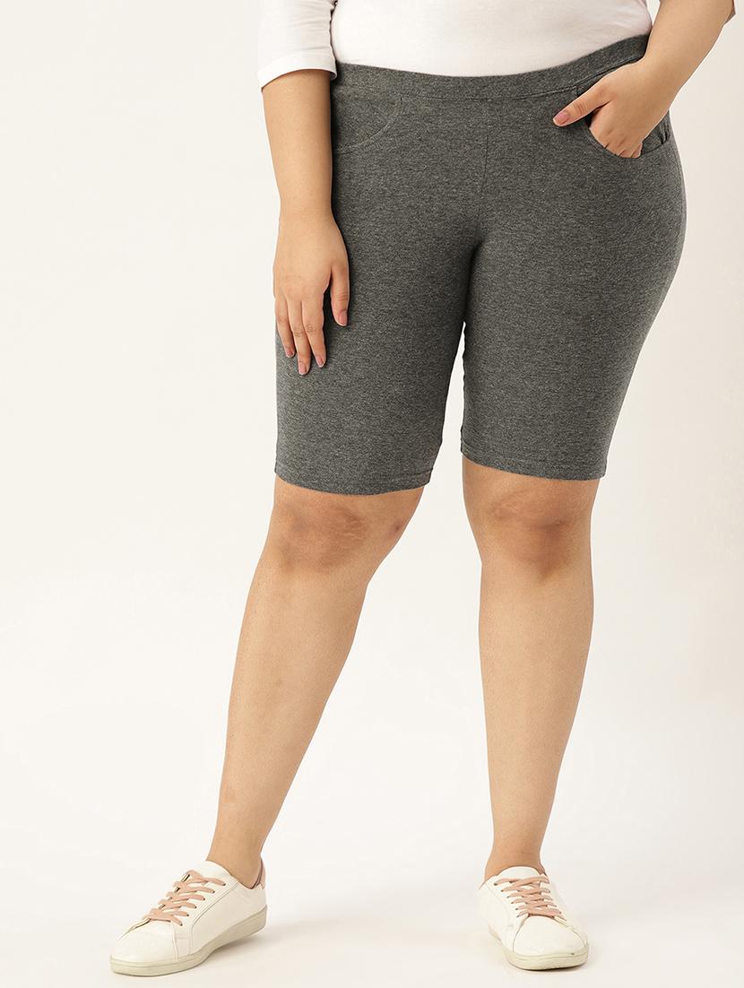 pocket detail solid shorts - 17300405 - Zoom Image - 1