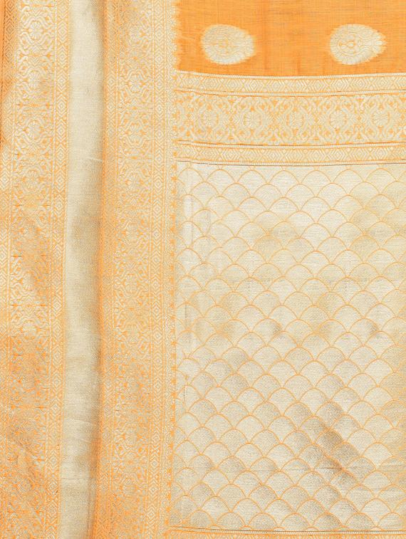 self design banarasi saree with blouse - 17300537 - Zoom Image - 3