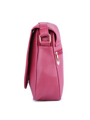 pink leatherette (pu) messenger sling bag - 17324146 - Standard Image - 4