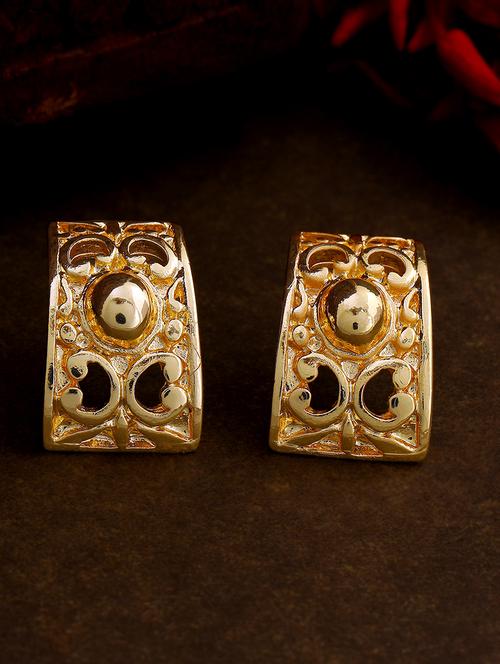 gold metal studs earring - 17327568 - Standard Image - 1