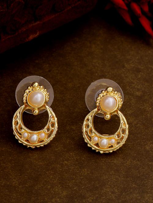 white metal studs earring - 17327577 - Standard Image - 1