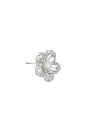 white metal studs earring - 17327596 - Standard Image - 4