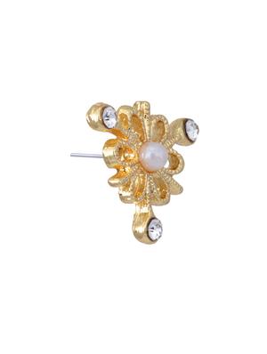 gold metal studs earring - 17327772 - Standard Image - 4