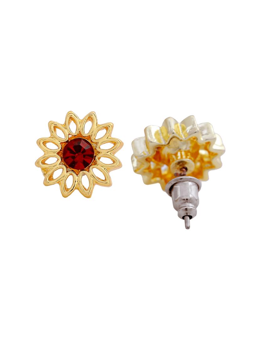 red metal studs earring - 17327811 - Zoom Image - 3