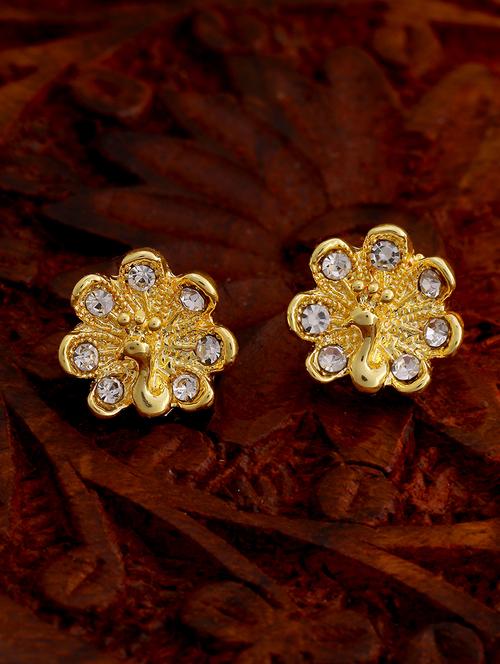 gold metal studs earring - 17327867 - Standard Image - 1