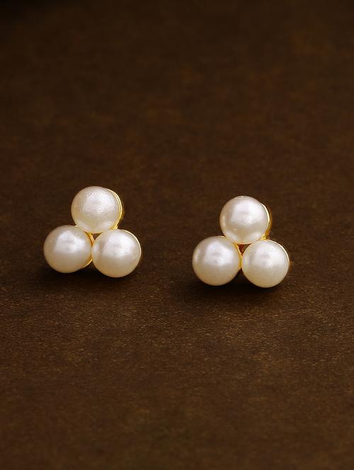 gold metal studs earring - 17327912 - Standard Image - 1