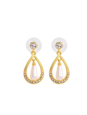 gold metal drop earring - 17327943 - Standard Image - 4