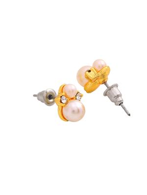 gold metal studs earring - 17327972 - Standard Image - 4