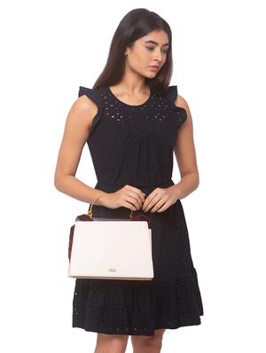 white leatherette (pu) regular handbag - 17332913 - Standard Image - 5