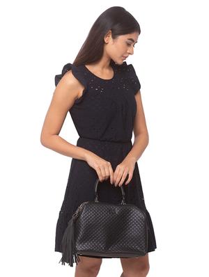 black leatherette (pu) regular handbag - 17332925 - Standard Image - 5